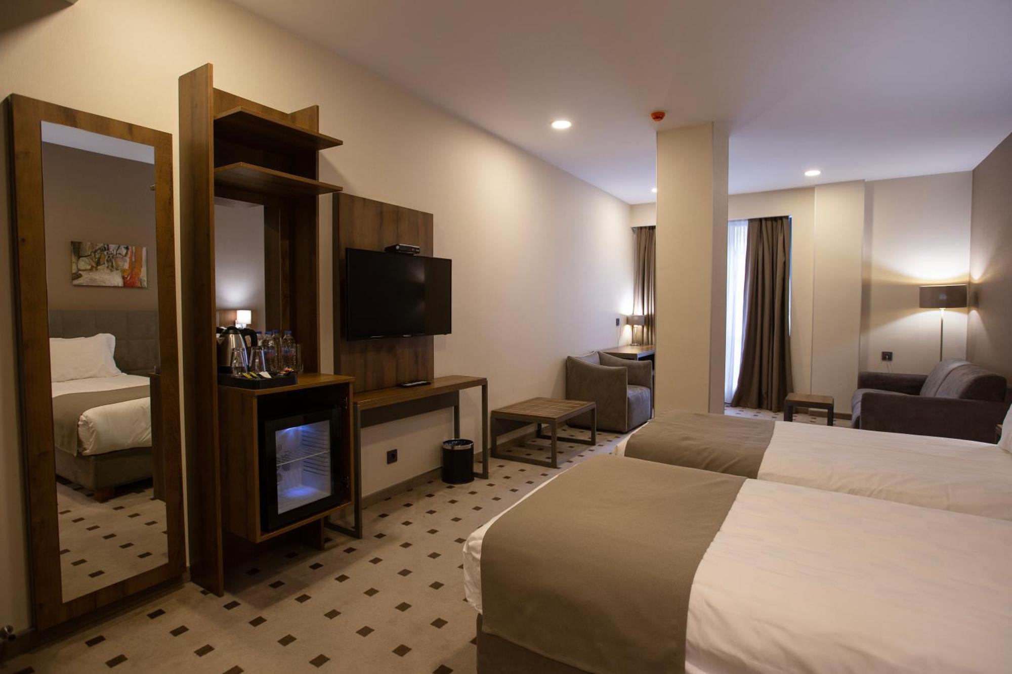 Avenue Hotel Τυφλίδα Εξωτερικό φωτογραφία